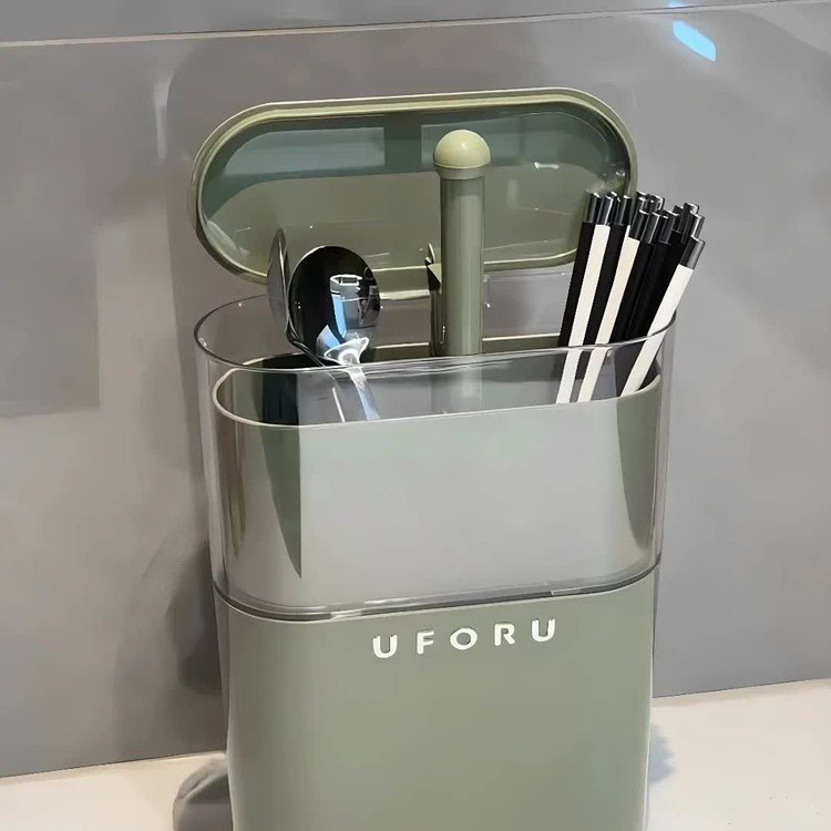 جای قاشق و چنگال